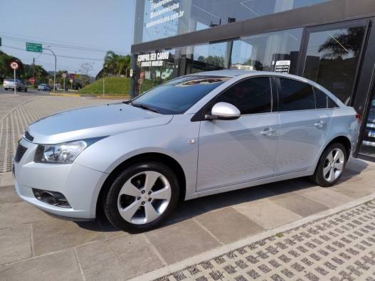 CHEVROLET - CRUZE - 2011/2012 - Prata - R$ 57.000,00