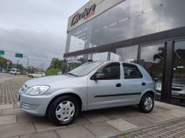 CHEVROLET - CELTA - 2010/2011 - Prata - R$ 28.000,00