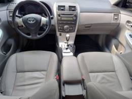 TOYOTA - COROLLA - 2012/2013 - Dourada - R$ 66.000,00