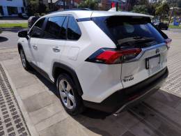 TOYOTA - RAV4 - 2020/2021 - Branca - R$ 219.000,00