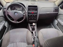 FIAT - PALIO - 2006/2007 - Prata - R$ 26.000,00