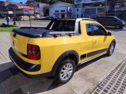 VOLKSWAGEN - SAVEIRO - 2014/2015 - Amarela - R$ 69.999,00