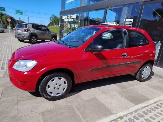 CHEVROLET - CELTA - 2009/2010 - Vermelha - R$ 19.999,00