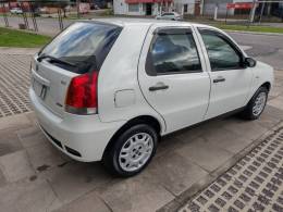 FIAT - PALIO - 2003/2004 - Branca - R$ 27.000,00