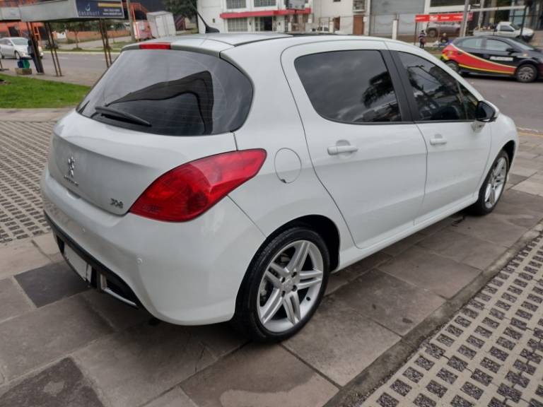 PEUGEOT - 308 - 2012/2013 - Branca - R$ 41.000,00