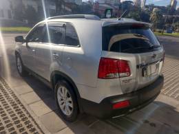 KIA MOTORS - SORENTO - 2011/2012 - Prata - R$ 65.000,00