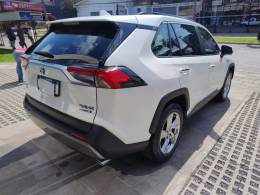 TOYOTA - RAV4 - 2020/2021 - Branca - R$ 219.000,00