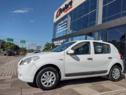 RENAULT - SANDERO - 2010/2011 - Branca - R$ 29.999,00