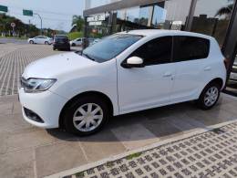 RENAULT - SANDERO - 2015/2016 - Branca - R$ 42.000,00