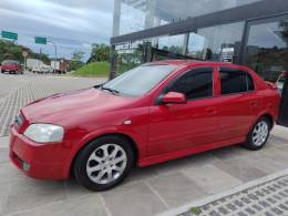 CHEVROLET - ASTRA - 2008/2009 - Vermelha - R$ 32.000,00