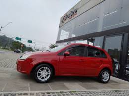 FORD - FIESTA - 2008/2008 - Vermelha - R$ 28.000,00