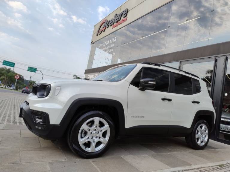 JEEP - RENEGADE - 2023/2023 - Branca - R$ 115.000,00