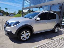 RENAULT - SANDERO - 2013/2014 - Prata - R$ 43.000,00