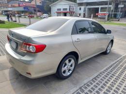 TOYOTA - COROLLA - 2012/2013 - Dourada - R$ 66.000,00